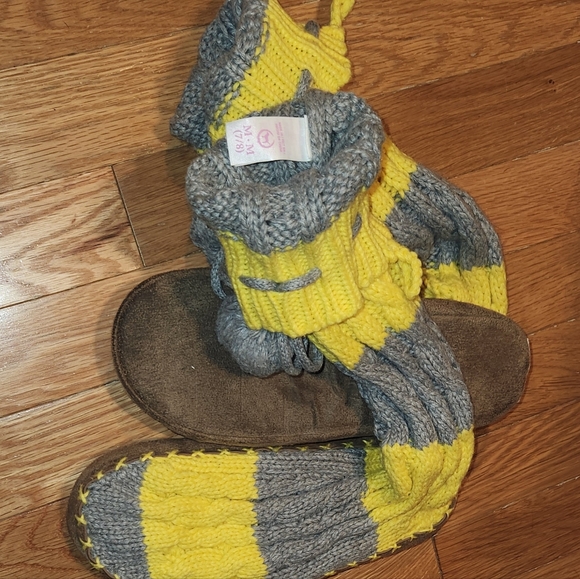 VINTAGE VICTORIA'S SECRET PINK SIZE MEDIUM 7/8 HOUSE SLIPPER BOOTS BOOTIES NICE - Picture 13 of 13